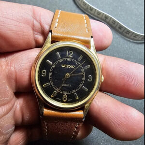 Vintage Westair Quartz 18k Gold Plated Watch Black Dial Brown Straps Working